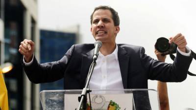 Ставленник США в Венесуэле пытается свергнуть правительство через «всенародный опрос»