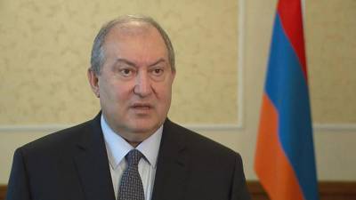 В Армении срочно созывают парламент на заседание по Карабаху