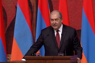 Президент Армении: Срочно созвать внеочередное заседание парламента