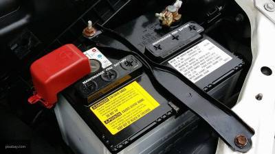 Своевременная замена аккумулятора позволит не использовать паяльник для прогрева авто