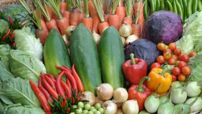 Израильтяне покупают все меньше овощей и фруктов: в чем причина