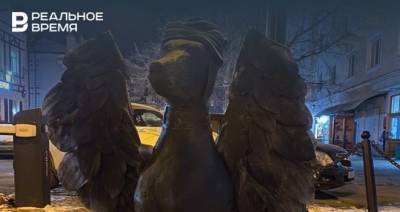 В Казани сломали крылья скульптуре, посвященной выброшенным животным