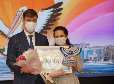 В Ростове наградили победителей городского конкурса «Учитель года»