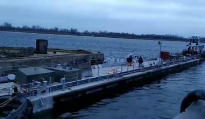 Для ВМС Украины построили плавучий причал