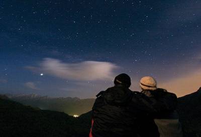 Звездопад Урсиды и другие астрономические явления, которые можно наблюдать в декабре 2020 года