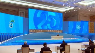 В Туркменистане отпраздновали 25-летие нейтралитета