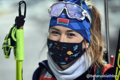 Белоруска Динара Алимбекова завоевала серебро биатлонной гонки преследования в Хохфильцене