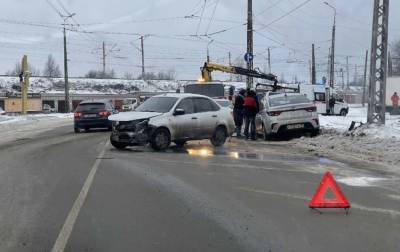 Три ДТП за два часа случились на одном шоссе в Петрозаводске