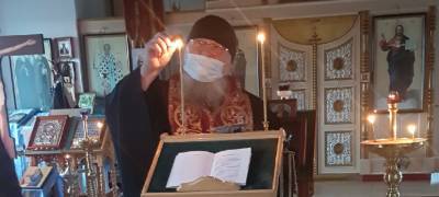 Парфенчиков предложил служителям церкви в Карелии провести Рождество онлайн