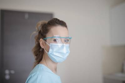 Эксперт рассказал, нужно ли носить маску после прививки от COVID-19 - Cursorinfo: главные новости Израиля