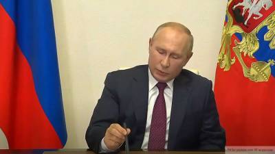 Путин назвал "сказками" слова кабмина о работе над ценами