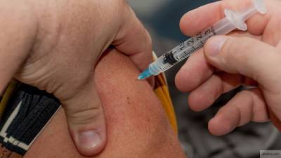 Первые четыре пункта вакцинации от COVID-19 открылись в Курской области