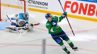 "Салават" победил "Сибирь" и прервал неудачную серию в КХЛ