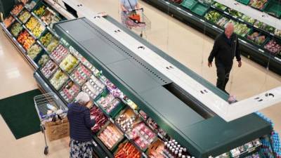 Британское правительство посоветовало супермаркетам создать запасы продуктов на случай жесткого Brexit