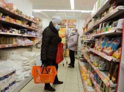 "Мясо не ем уже два года!": что говорят россияне о росте цен на продукты (видео)