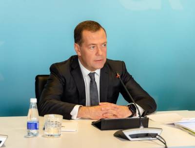 Медведев выразил соболезнования в связи со смертью диктора Хорошевцева