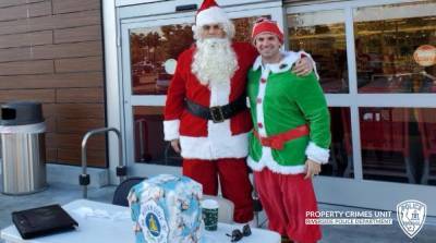 В США копы в костюмах Санта Клауса и эльфа поймали преступников
