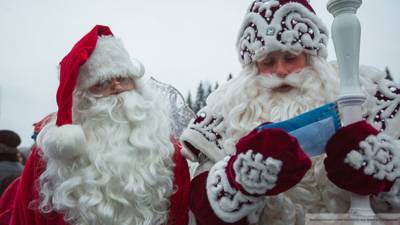 Дед Мороз - Православный активист рассердился из-за Санта Клауса в рекламе Coca-Cola - politros.com - Томск