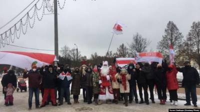 В Минске разгоняют участников маршей в районах, задержаны более 200 человек