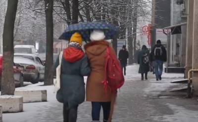 Ледяной дождь, сильный ветер и снег: на Украину обрушится новый циклон, берегитесь