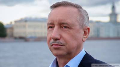 Беглов заявил об остановке роста числа заболевших в Петербурге