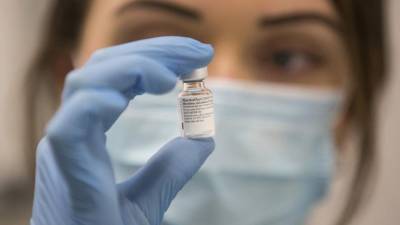 Хватит на 150 млн человек: у кого Германия заказала вакцину от коронавируса?