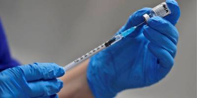США планируют до марта 2021 года вакцинировать 100 миллионов человек