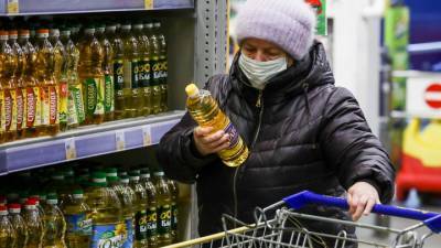 В России могут на три месяца заморозить цены на сахар и подсолнечное масло