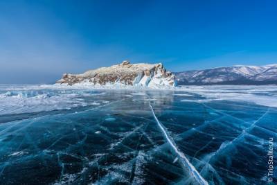 Туристов в Бурятию будут заманивать этнокомплексами и байкальским льдом