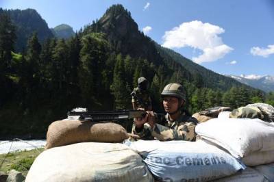 Индия увеличивает запасы оружия на случай 15-дневной войны - СМИ