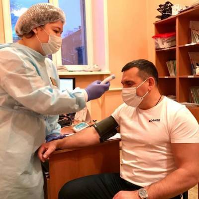 Мэр Новокузнецка поставил вакцину от коронавируса