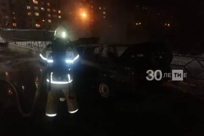 В Казани вечером сгорело легковое авто