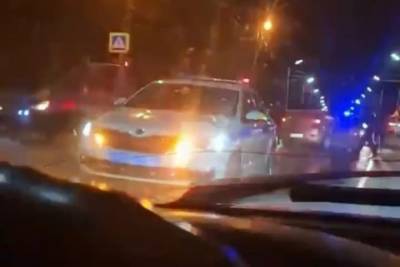 В Рязани на Касимовском шоссе лоб в лоб столкнулись две иномарки