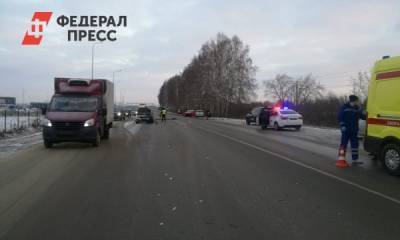 Под Екатеринбургом столкнулись пять автомобилей