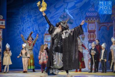 В Русском театре прошла премьера детского спектакля «Сказка о золотом петушке»