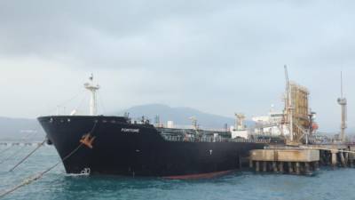 РБК: российские танкеры заподозрили в перевозке нефти из Венесуэлы