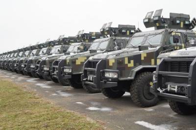 В ВСУ пополнение: На вооружение передали 40 бронированных автомобилей "Казак-2"