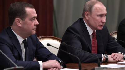 В Кремле анонсировали встречу Путина с Медведевым