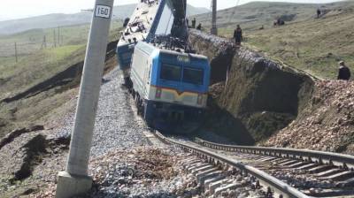Узбекские железнодорожники «привезли» миллиардные убытки