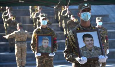В Армении с субботы объявят трехдневный траур по погибшим в Карабахе