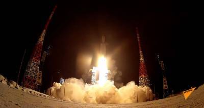 Опубликовано видео первого за шесть лет пуска ракеты-носителя "Ангара-А5"