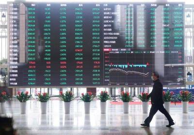 Китайские акции закрылись в плюсе благодаря ожиданиям новых стимулов для экономики