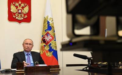 Путин обязал чиновников отчитываться о криптовалютных доходах с Нового года
