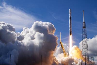 SpaceX в седьмой раз запустила многоразовую ракету Falcon 9: Доставили спутник радиовещания SXM-7