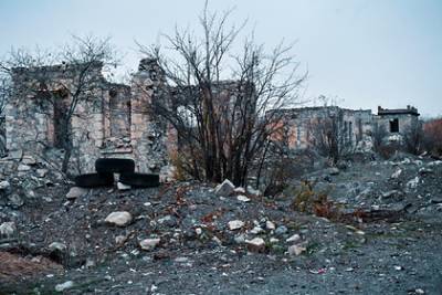 Три человека подорвались на противопехотной мине в Нагорном Карабахе