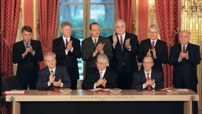 «Мнение сербов значения для Запада не имело»: какую роль Дейтонские соглашения сыграли в судьбе Югославии