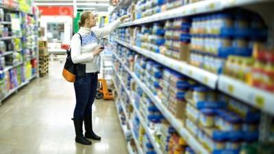 Правительству предложили установить планку колебаний цен на базовые продукты