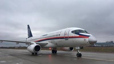 Авиакомпания "Россия" снова не нашла лизингодателя для поставки трех SSJ 100