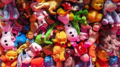 Петербургских продавцов игрушек массово осудили за продажу контрафакта