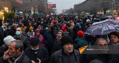 Шествие оппозиции "Армения без Никола": парализовано движение на проспекте Комитаса